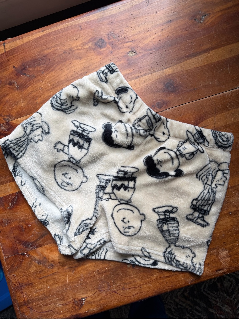 Peanuts Cream & Black Plush Snoopy Character PJ Shorts Small
